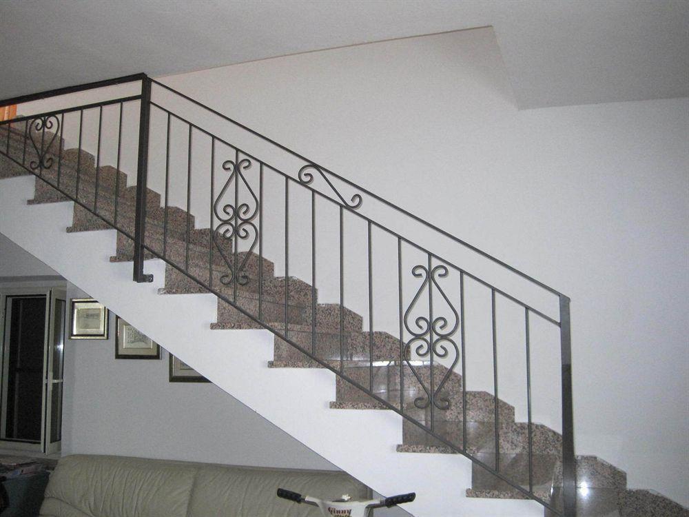 Rosas Villa *