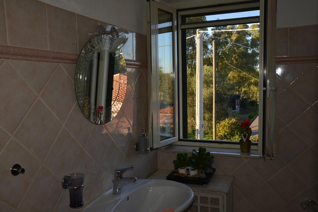 Rosas Villa