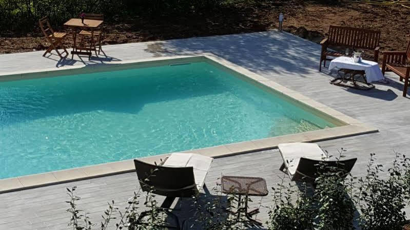 Rosas Villa